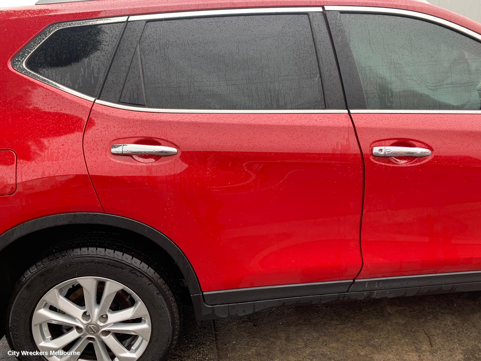 NISSAN XTRAIL ROOF RAIL