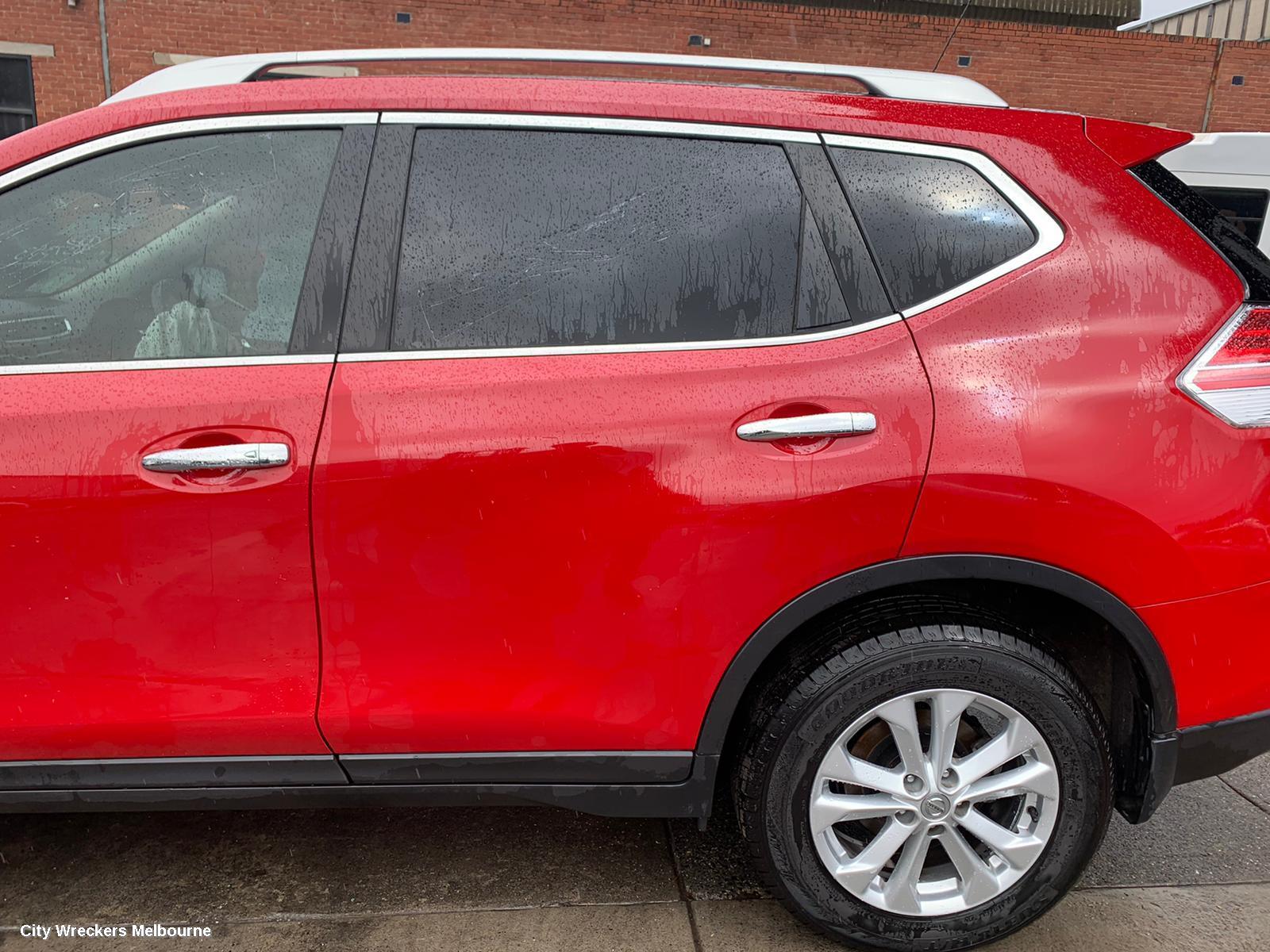 NISSAN XTRAIL ROOF RAIL