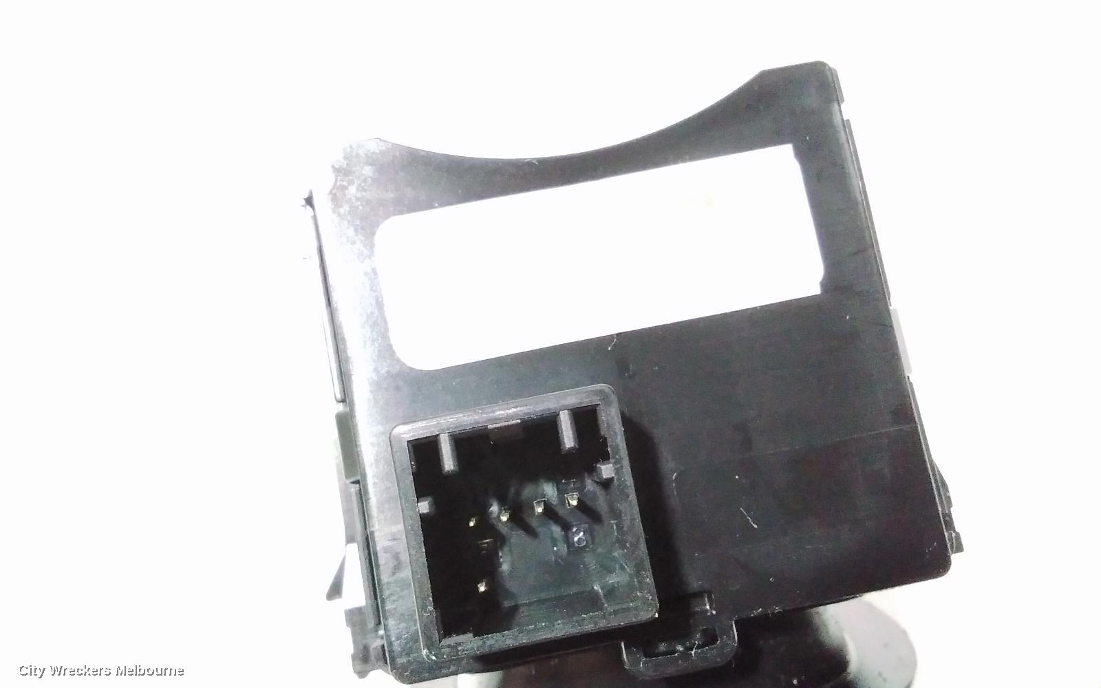 HOLDEN COMMODORE COMBINATION SWITCH, WIPER SWITCH, VF, 05/2013 - 12/2017