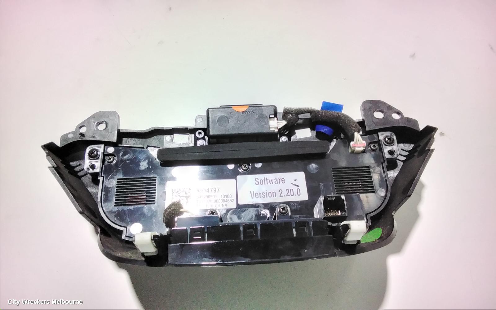 HOLDEN COMMODORE HEATER/AC CONTROLS, VF, 05/2013 - 12/2017