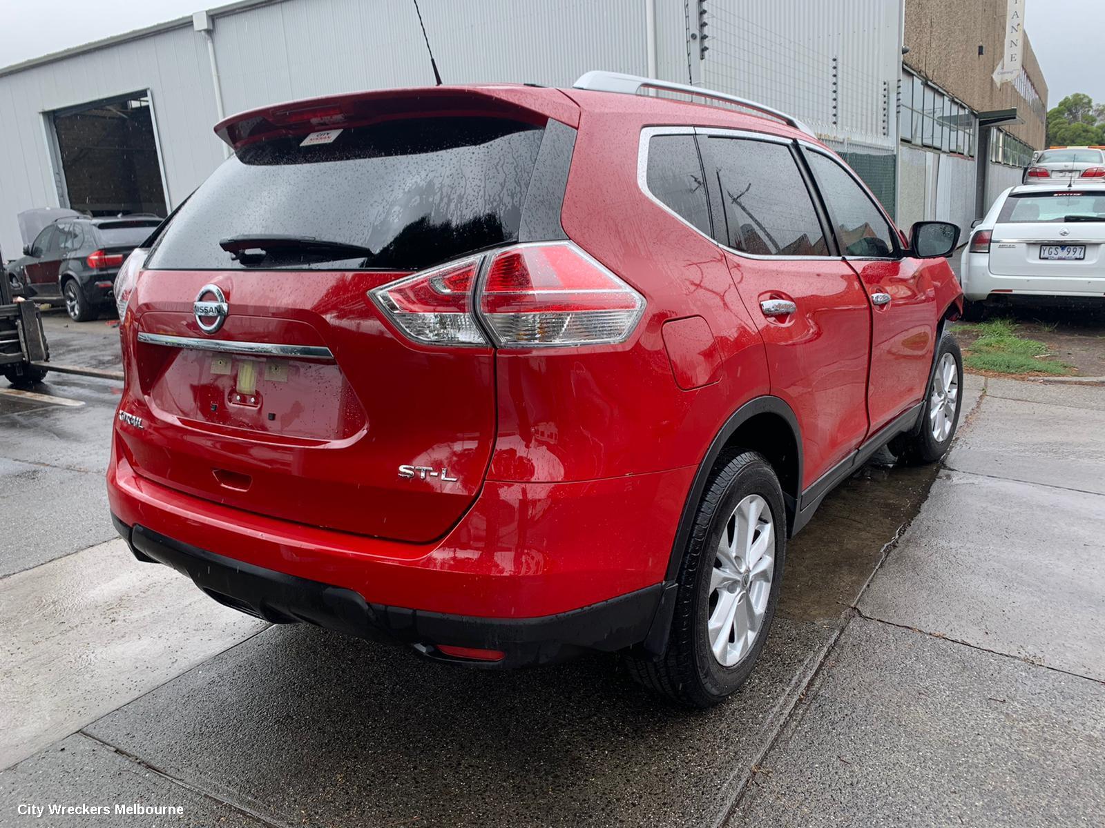 NISSAN XTRAIL ROOF RAIL