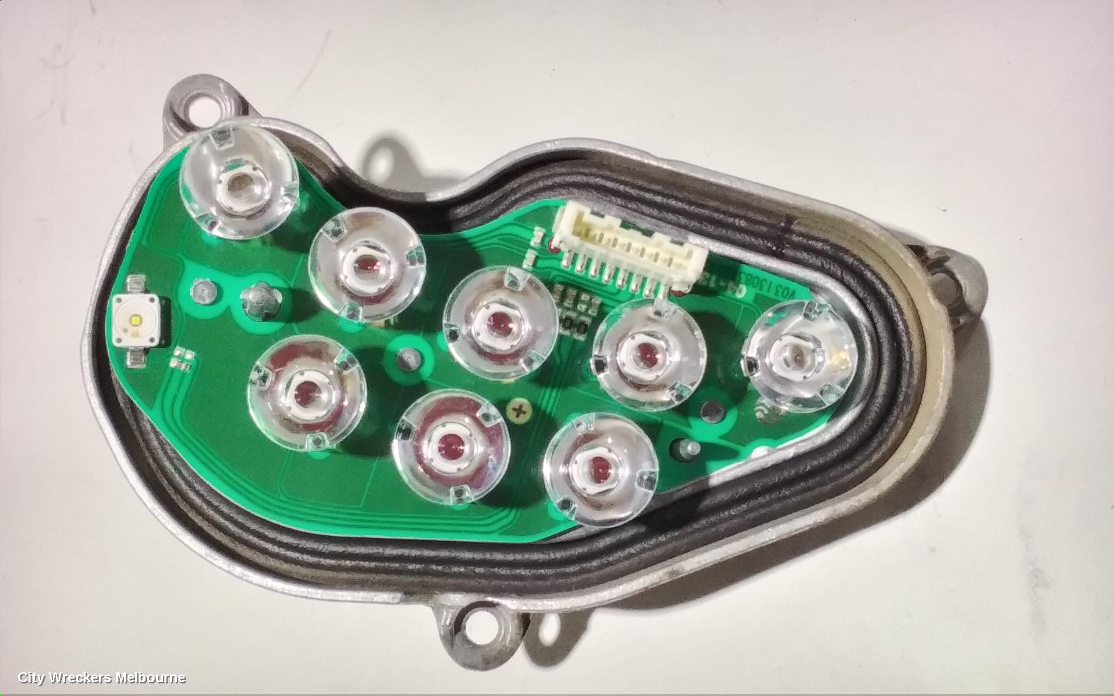 BMW 3 SERIES, E90, 03/2005 - 12/2013, LED LIGHT WITH PART NUMBER 707881    E92 : 87380