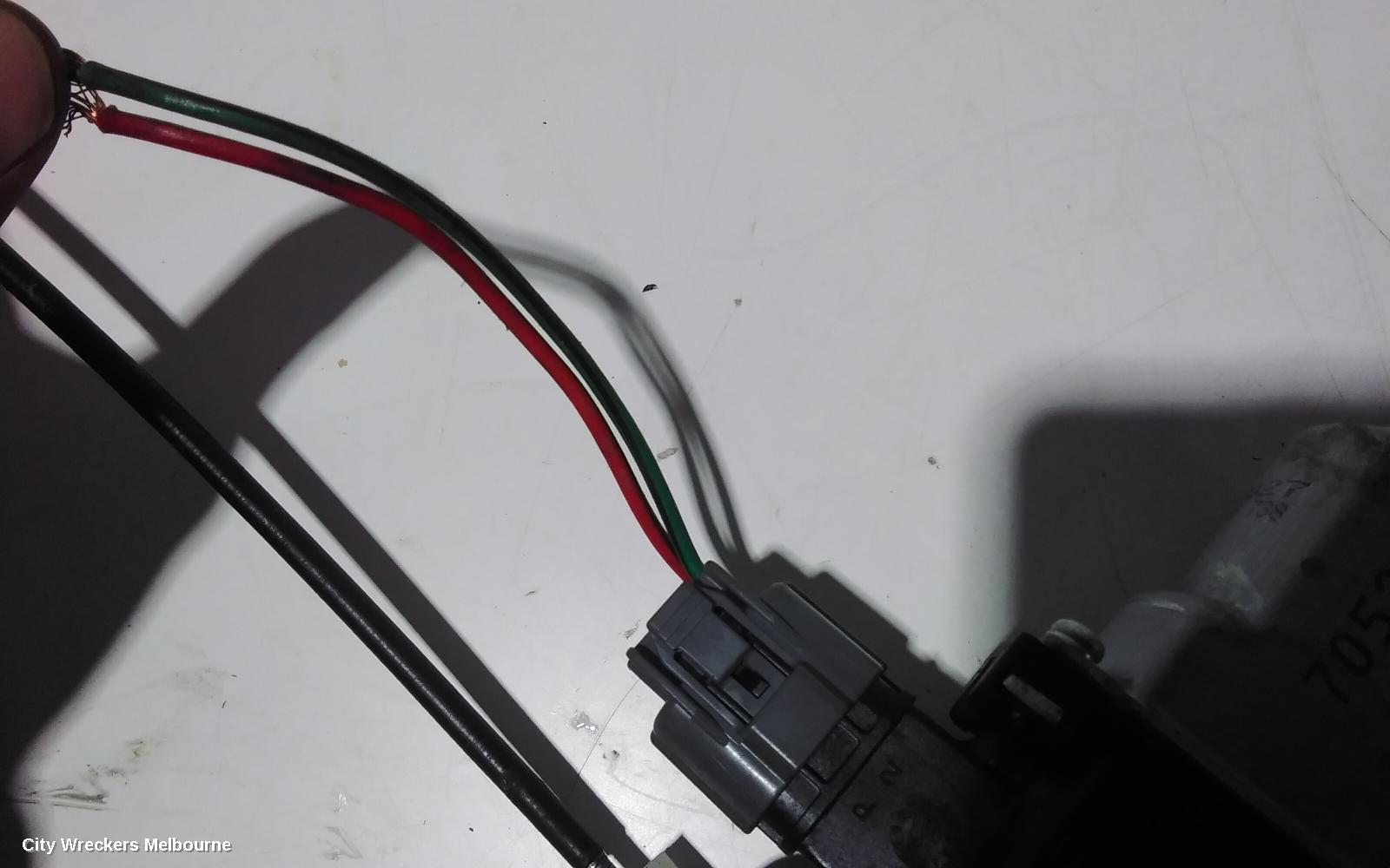 MITSUBISHI LANCER RIGHT FRONT WINDOW REG/MOTOR