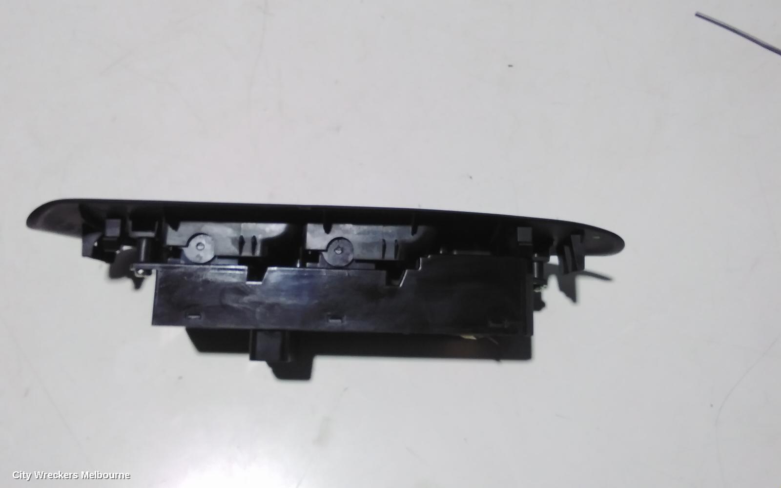 MITSUBISHI LANCER PWR DR WIND SWITCH, RH FRONT (MASTER SWITCH), CG/CH, 07/2002 - 12/2008