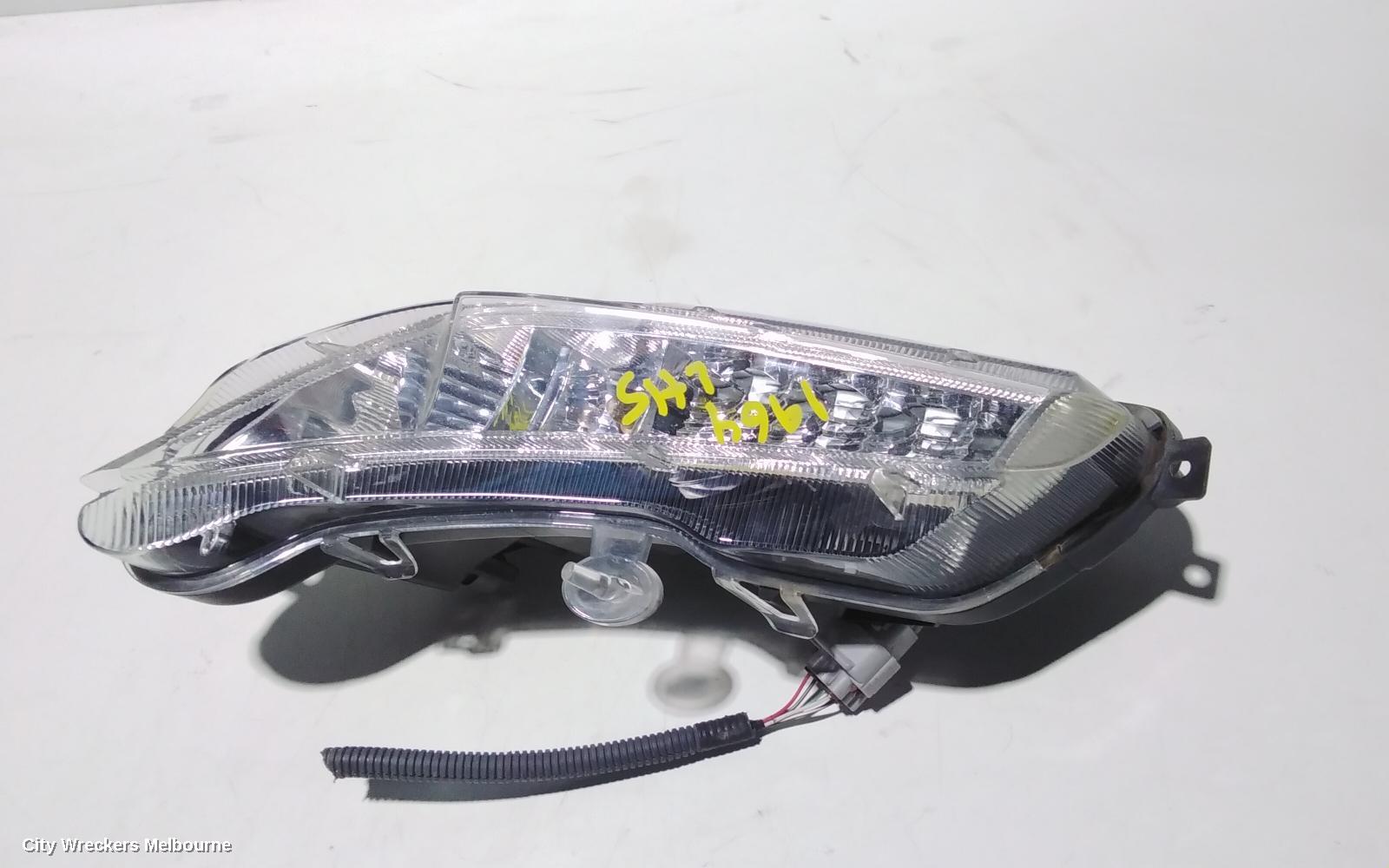 TOYOTA CAMRY LEFT INDICATOR/FOG/SIDE, BUMPER FLASHER, ASV50/AVV50, 05/2015 - 10/2017