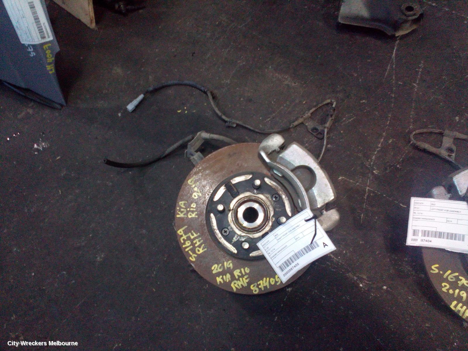 KIA RIO RIGHT FRONT HUB ASSEMBLY, YB, 12/2016 - 06/2023