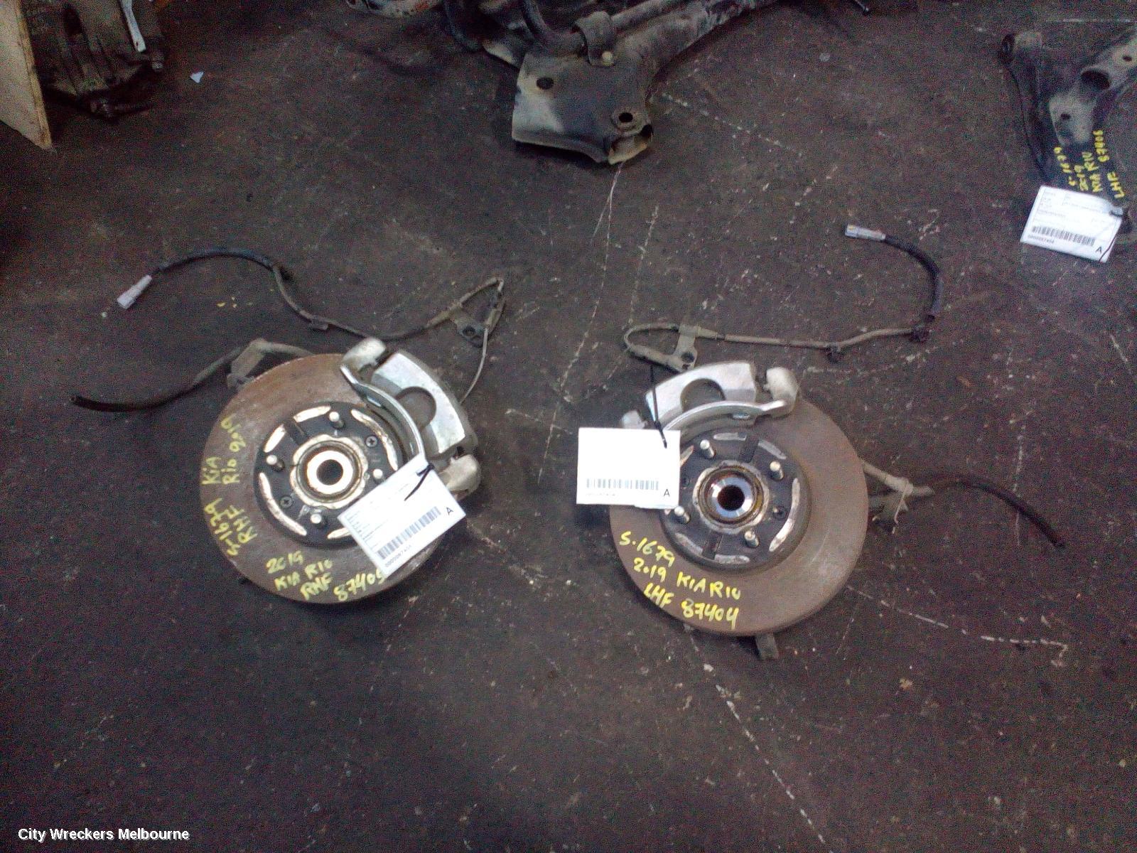 KIA RIO RIGHT FRONT HUB ASSEMBLY, YB, 12/2016 - 06/2023