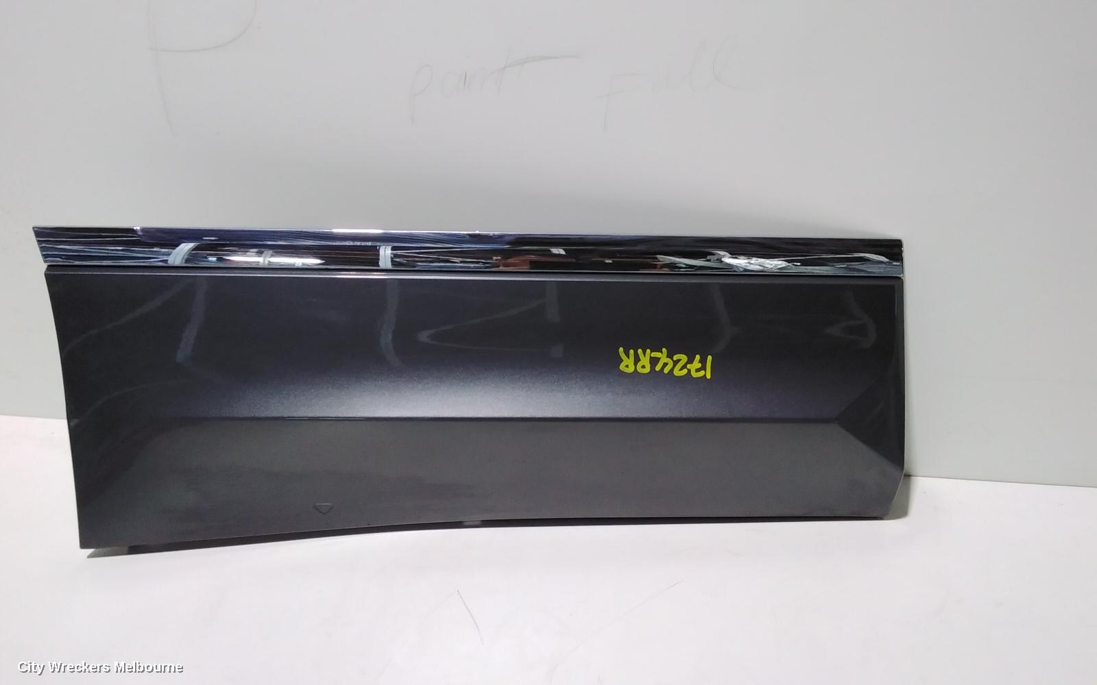VOLKSWAGEN TIGUAN DOOR MOULD, RHR LOWER  MOULD: 87492, 5NA, 06/2016 - 02/2024