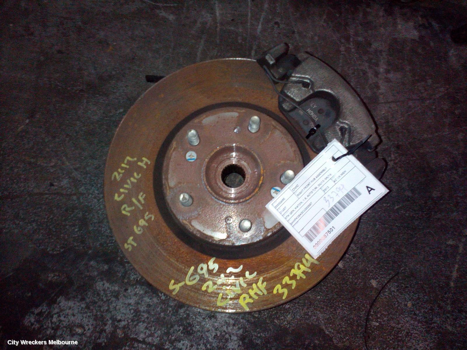 HONDA CIVIC RIGHT FRONT HUB ASSEMBLY, 9TH GEN, HATCH, 1.8, AUTO T/M, 06/2012 - 04/2016