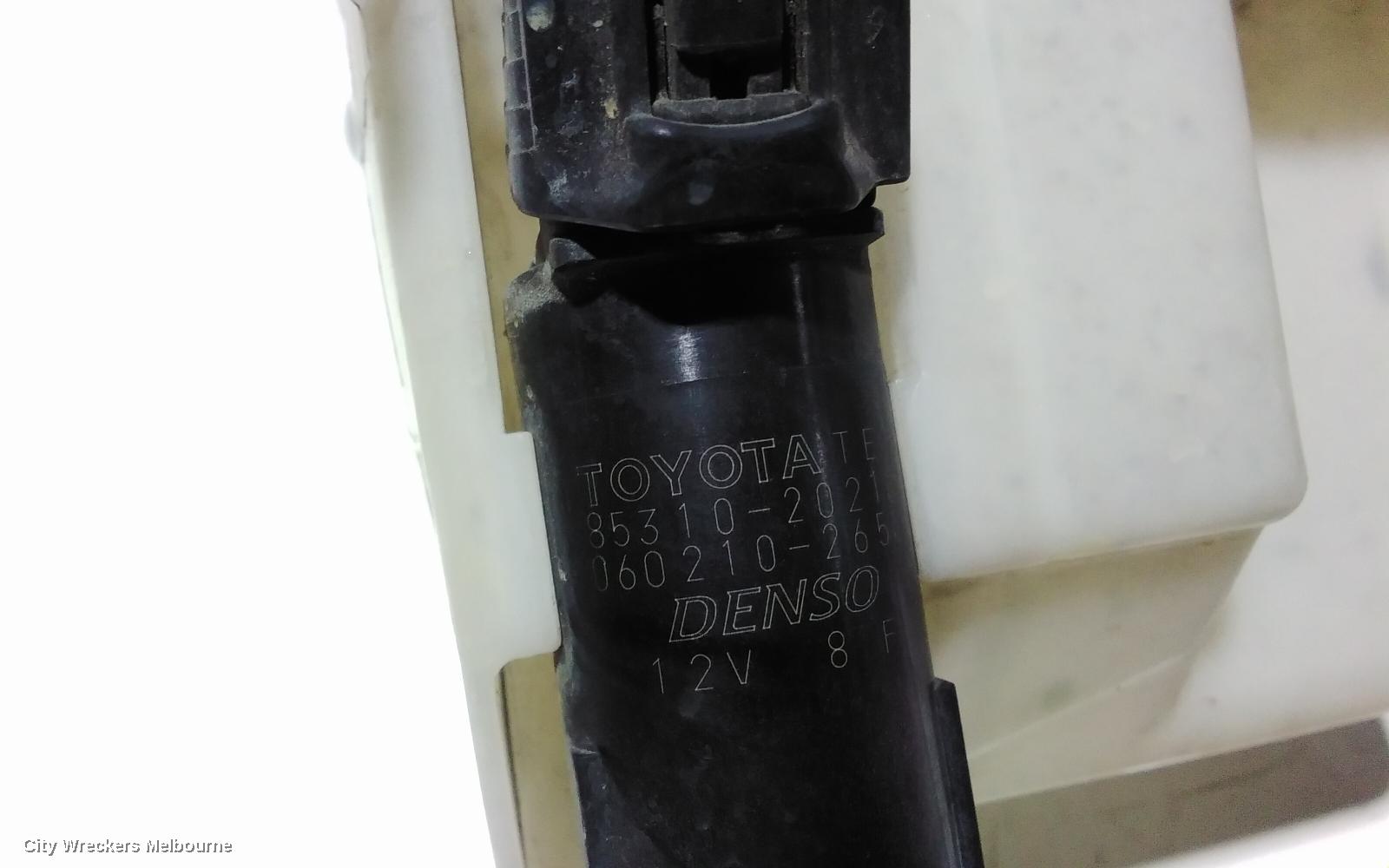 TOYOTA CAMRY WASHER BOTTLE, SK36, 08/2002 - 05/2006