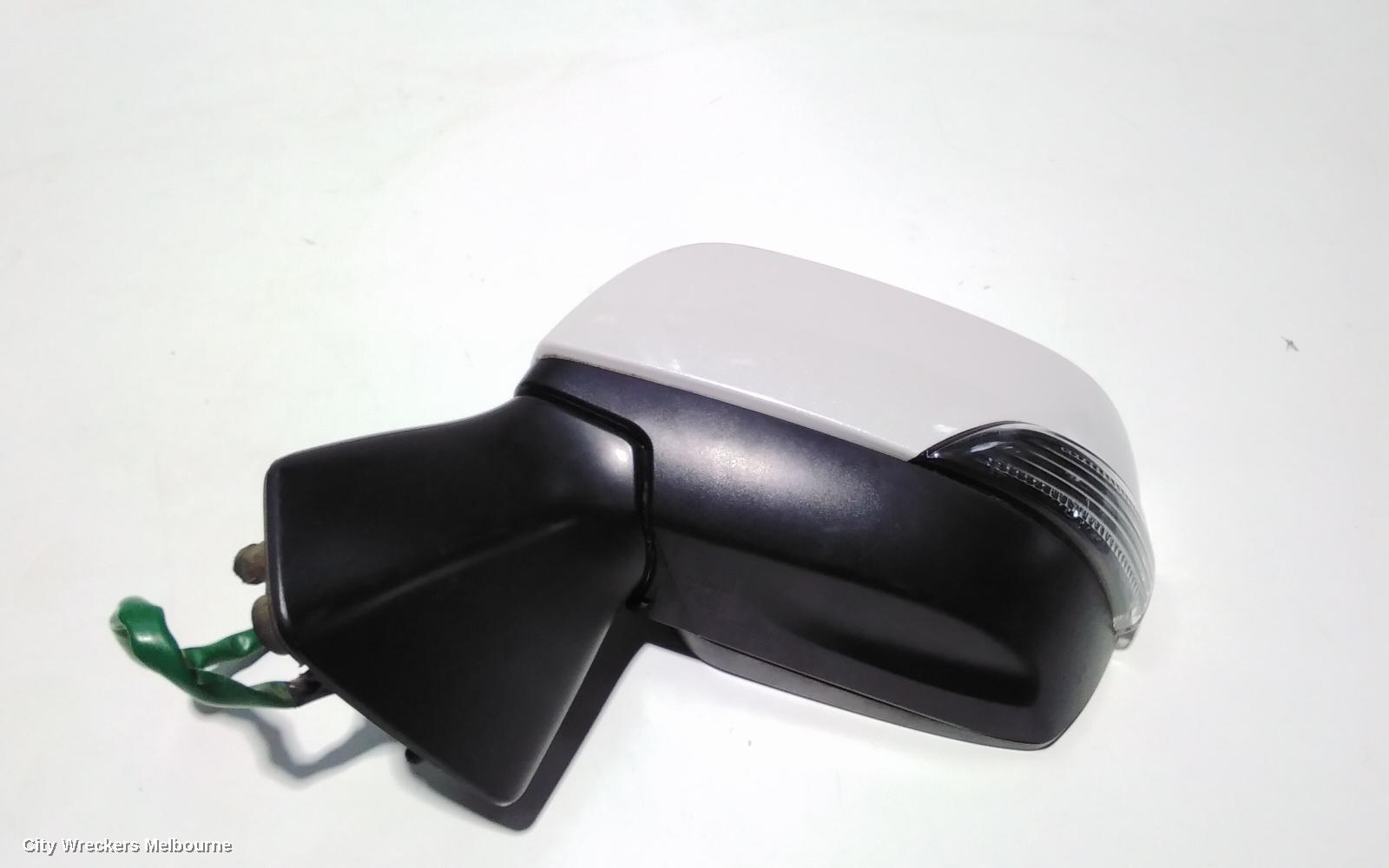 SUBARU FORESTER LEFT DOOR MIRROR, SJ, W/ FLASHER, NON HEATED, NON BLINDSPOT, (5 WIRE), 12/2012 - 08/2018