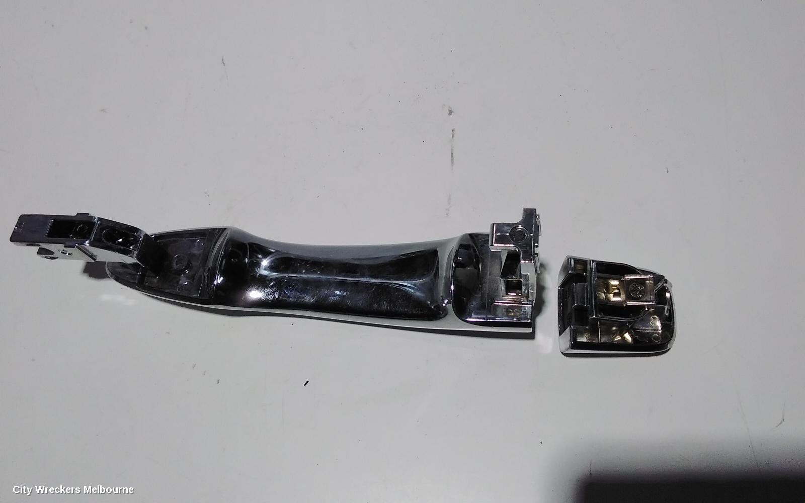 NISSAN XTRAIL DOOR HANDLE, OUTER, RH REAR, T32, 02/2014 ONWARDS