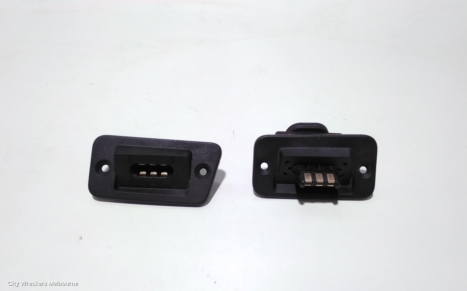 VOLKSWAGEN CADDY DOOR/BOOT/GATE LOCK, LEFT REAR DOOR LOCK, 2KN, 07/2015 - 02/2021