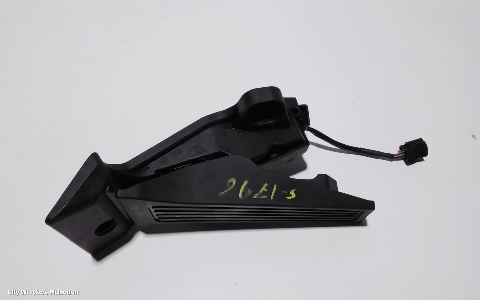 HYUNDAI TUCSON PEDAL ASSEMBLY, ACCELERATOR PEDAL (ELECTRONIC), 2.0, G4NC, PETROL, TL, 07/2015 - 01/2021