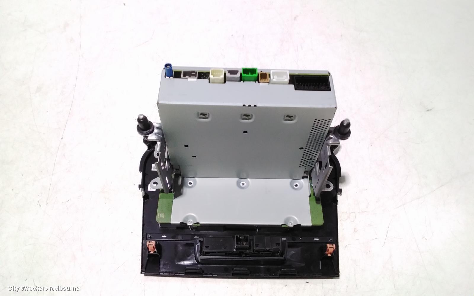 SUZUKI VITARA RADIO/CD/DVD/SAT/TV, SAT NAV, VITARA, LY (VIN TSM), 06/2015 ONWARDS