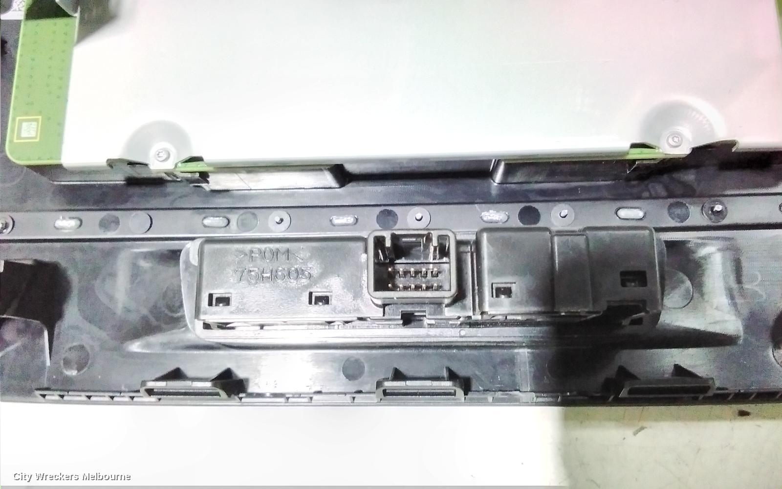 SUZUKI VITARA RADIO/CD/DVD/SAT/TV, SAT NAV, VITARA, LY (VIN TSM), 06/2015 ONWARDS