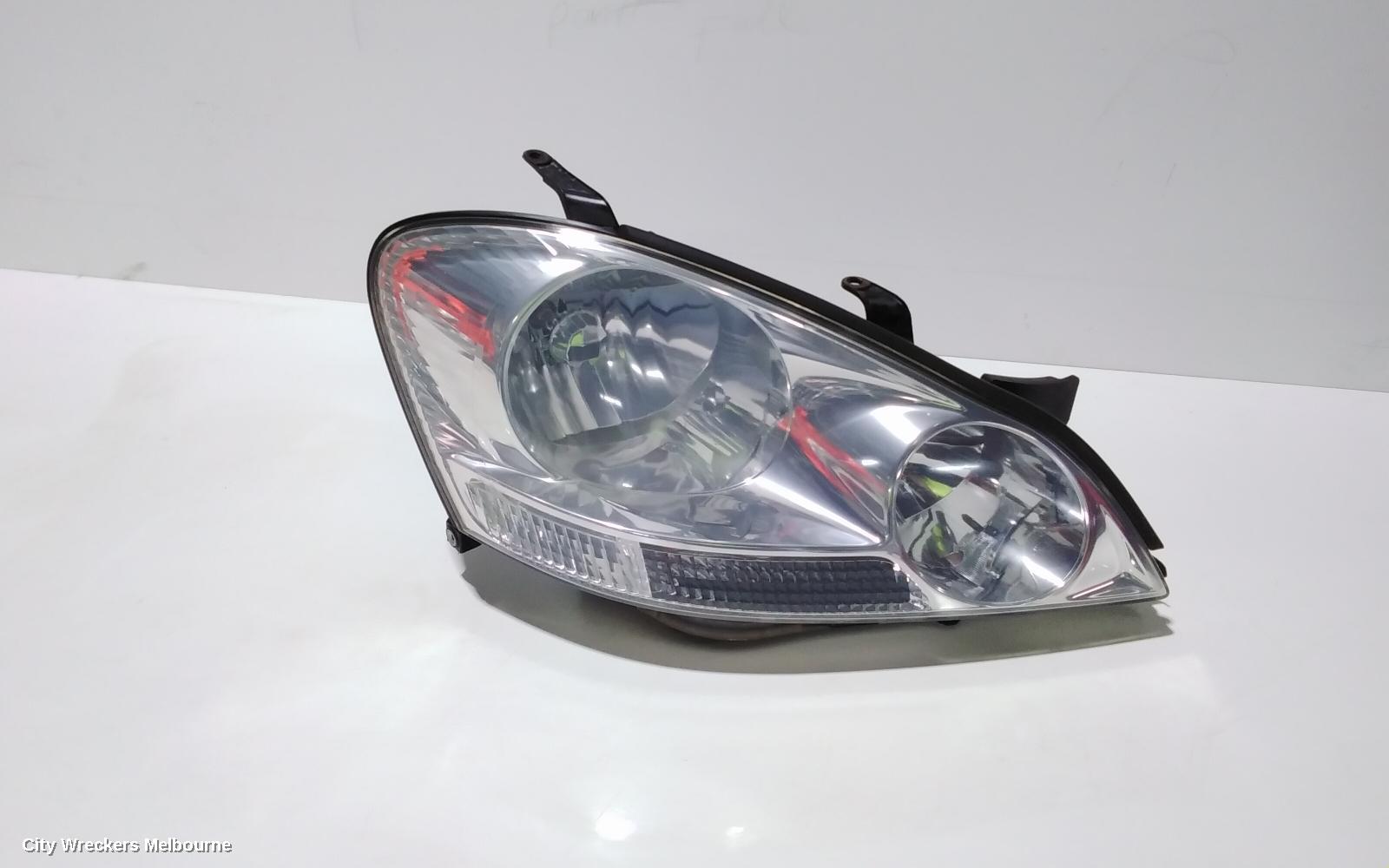 TOYOTA AVENSIS RIGHT HEADLAMP, ACM20R, 12/2001 - 11/2003