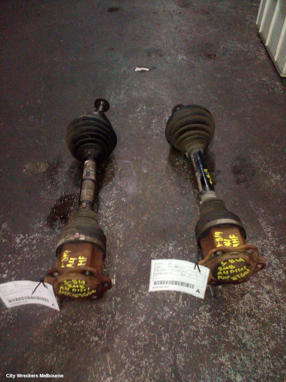 AUDI A4 LEFT DRIVESHAFT, FRONT, DIESEL, 2.7, B8 8K, 02/2008 - 06/2012
