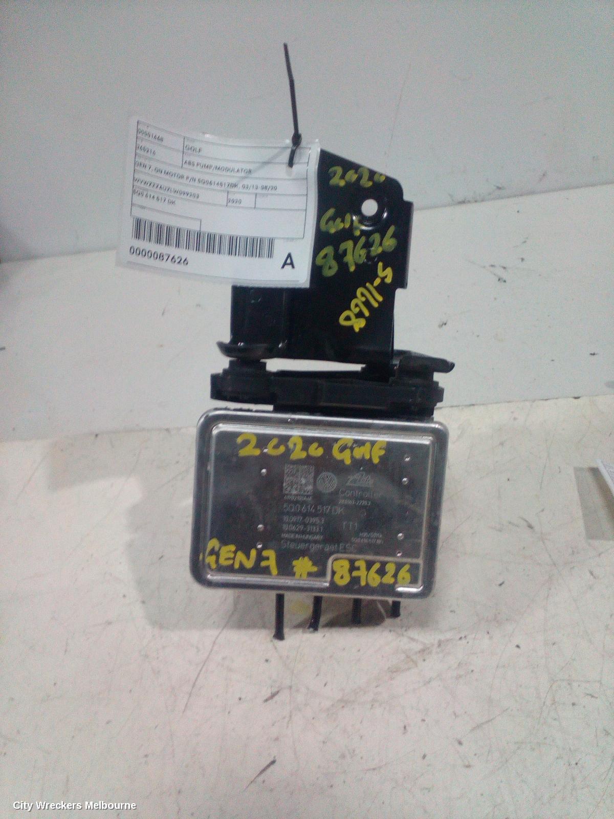 VOLKSWAGEN GOLF ABS PUMP/MODULATOR, GEN 7, ON MOTOR P/N 5Q0614517DK, 03/2013 - 08/2020