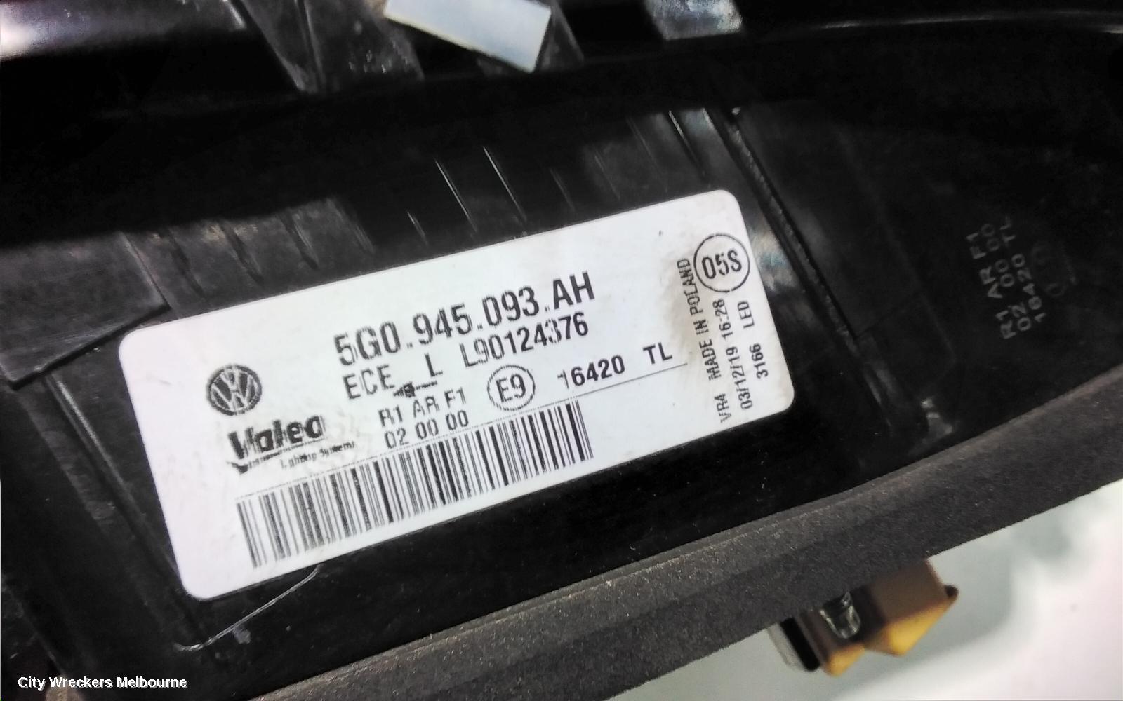 VOLKSWAGEN GOLF REAR GARNISH, TAILGATE LAMP (RH SIDE), GEN 7, HATCH, STANDARD/GTI, 03/2017 - 08/2020