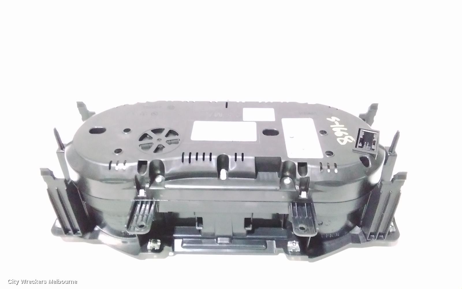 VOLKSWAGEN GOLF INSTRUMENT CLUSTER, INSTRUMENT CLUSTER (MFD PLUS), PETROL, BASE/COMFORTLINE/TRENDLINE, GEN 7, 03/2017 - 08/2020