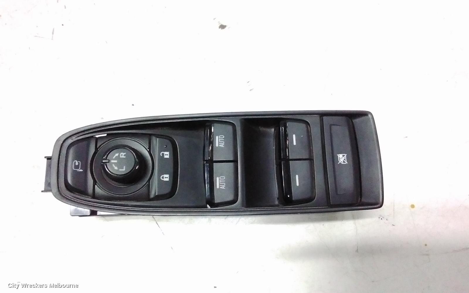 SUBARU FORESTER PWR DR WIND SWITCH, RH FRONT (MASTER SWITCH), SK, FL600, BLACK TIPS, 08/2018 - 11/2024