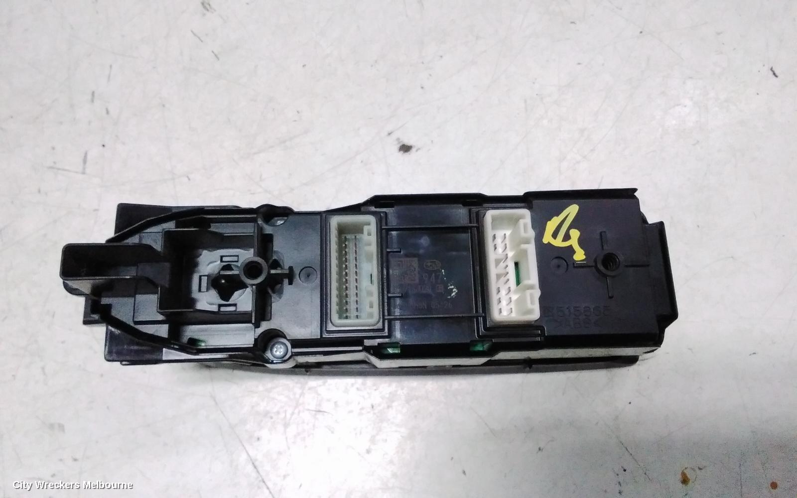 SUBARU FORESTER PWR DR WIND SWITCH, RH FRONT (MASTER SWITCH), SK, FL600, BLACK TIPS, 08/2018 - 11/2024