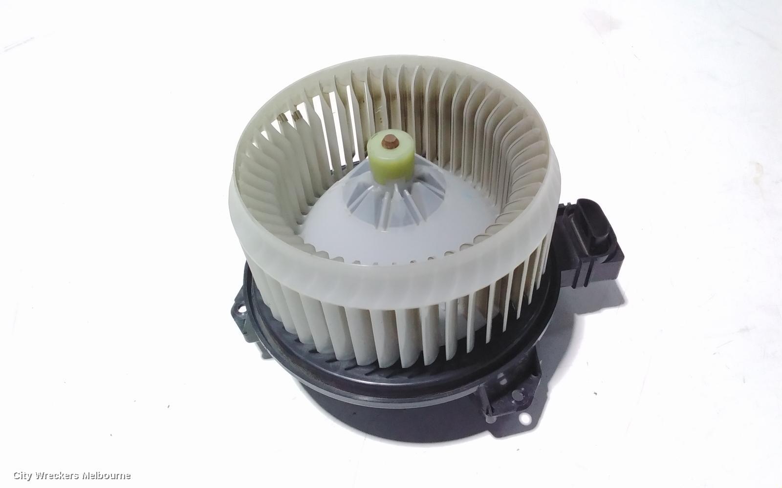 TOYOTA COROLLA HEATER FAN MOTOR, ZRE182R, 10/2012 - 06/2018
