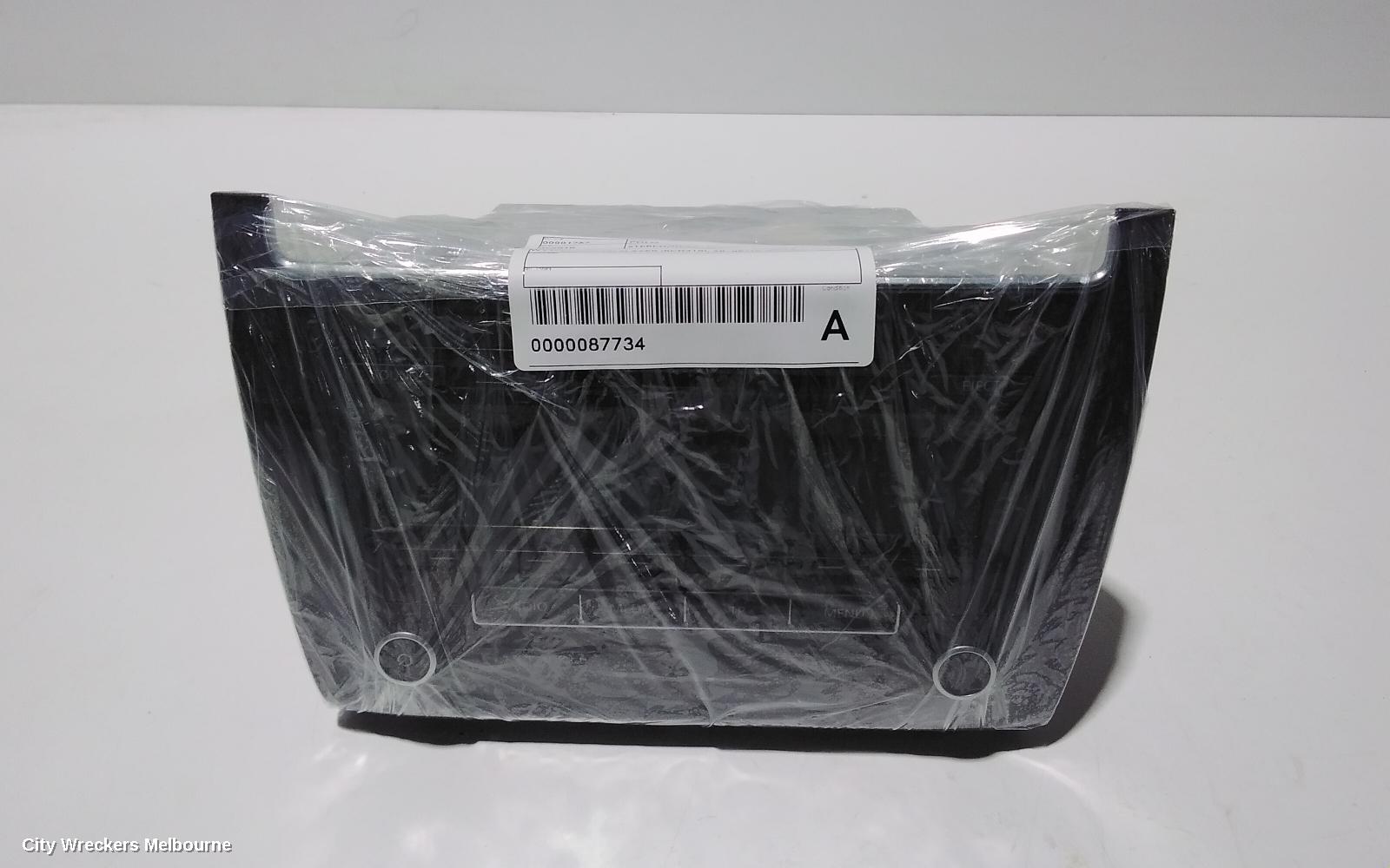 VOLKSWAGEN POLO RADIO/CD/DVD/SAT/TV, SINGLE DISC CD PLAYER (RCD310), 6R, 05/2010 - 09/2017