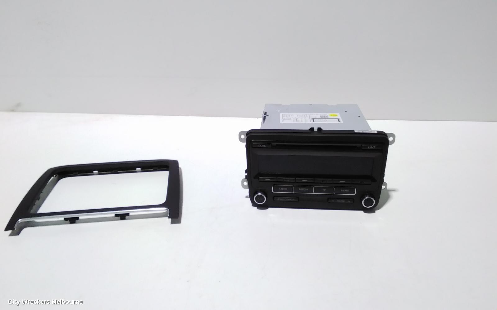 VOLKSWAGEN POLO RADIO/CD/DVD/SAT/TV, SINGLE DISC CD PLAYER (RCD310), 6R, 05/2010 - 09/2017