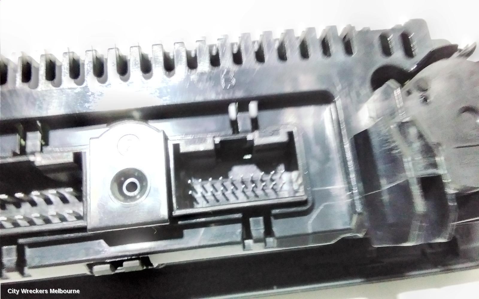 VOLKSWAGEN POLO HEATER/AC CONTROLS, DIGITAL CLIMATE TYPE, 6R, 05/2010 - 09/2017