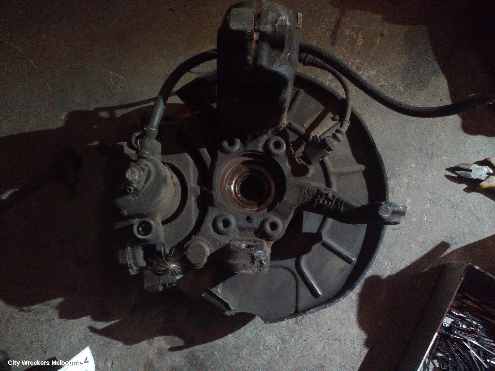 VOLKSWAGEN GOLF RIGHT FRONT HUB ASSEMBLY, GEN 5, 4 BOLT TYPE, 07/2004 - 02/2009