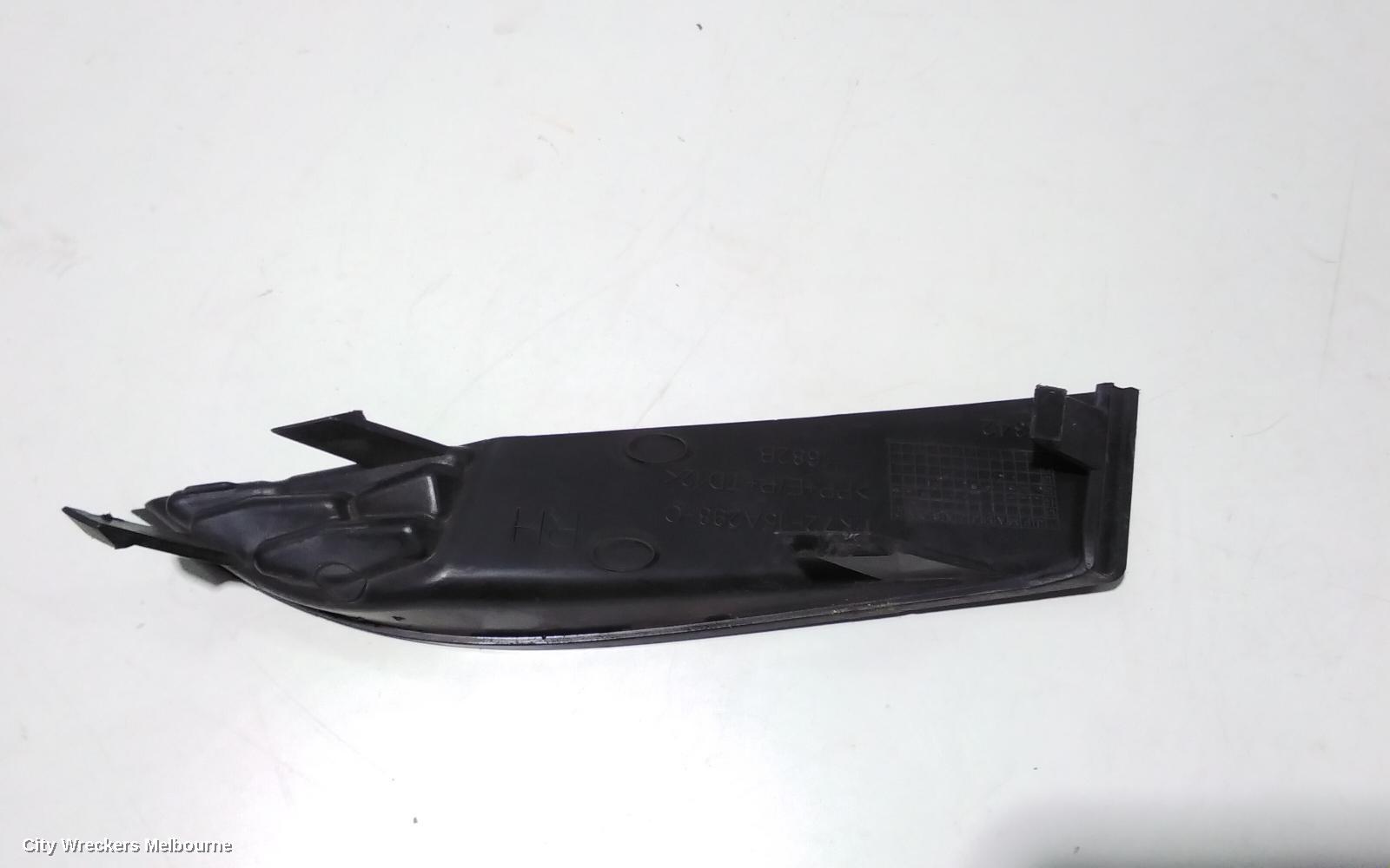 LAND ROVER DISCOVERY SPORT RIGHT INDICATOR/FOG/SIDE, BUMPER FOGLAMP, L550, 01/2015 - 06/2019