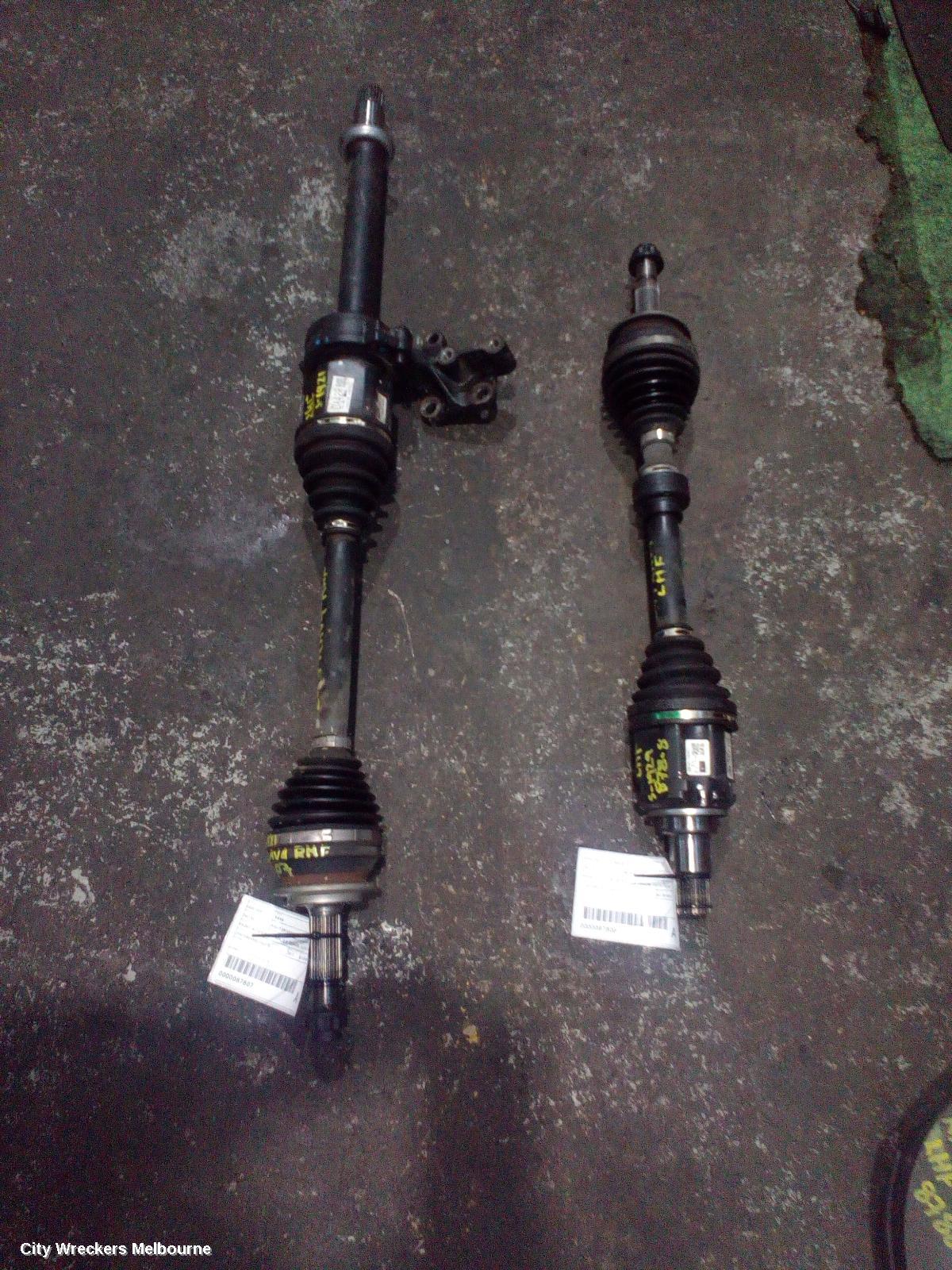TOYOTA RAV4 RIGHT DRIVESHAFT, FRONT, AUTO T/M, PETROL, 2.0, ZSA42R, 12/2012 - 11/2018
