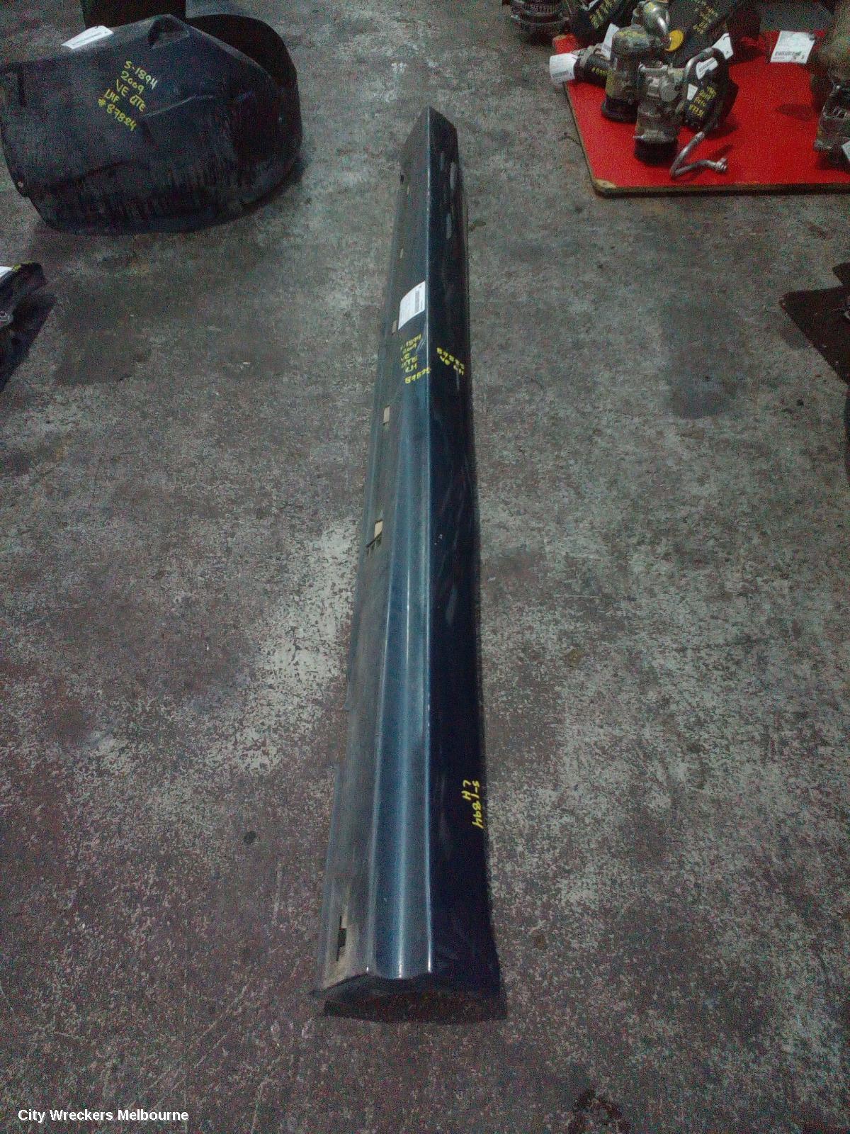 HOLDEN COMMODORE SIDE STEP/SKIRT, VE, LH SIDE ONLY, UTE, STANDARD TYPE, 08/2006 - 05/2013