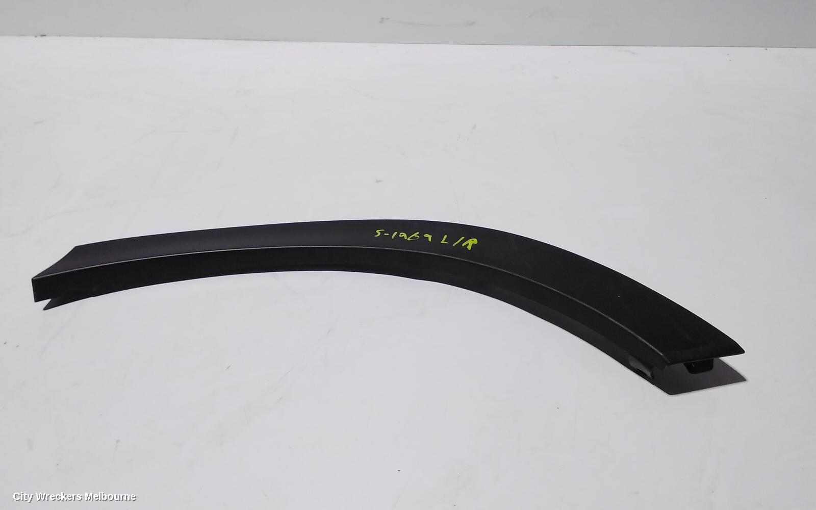 HONDA CRV WHEEL ARCH FLARE, LH REAR, RW, 05/2017 ONWARDS