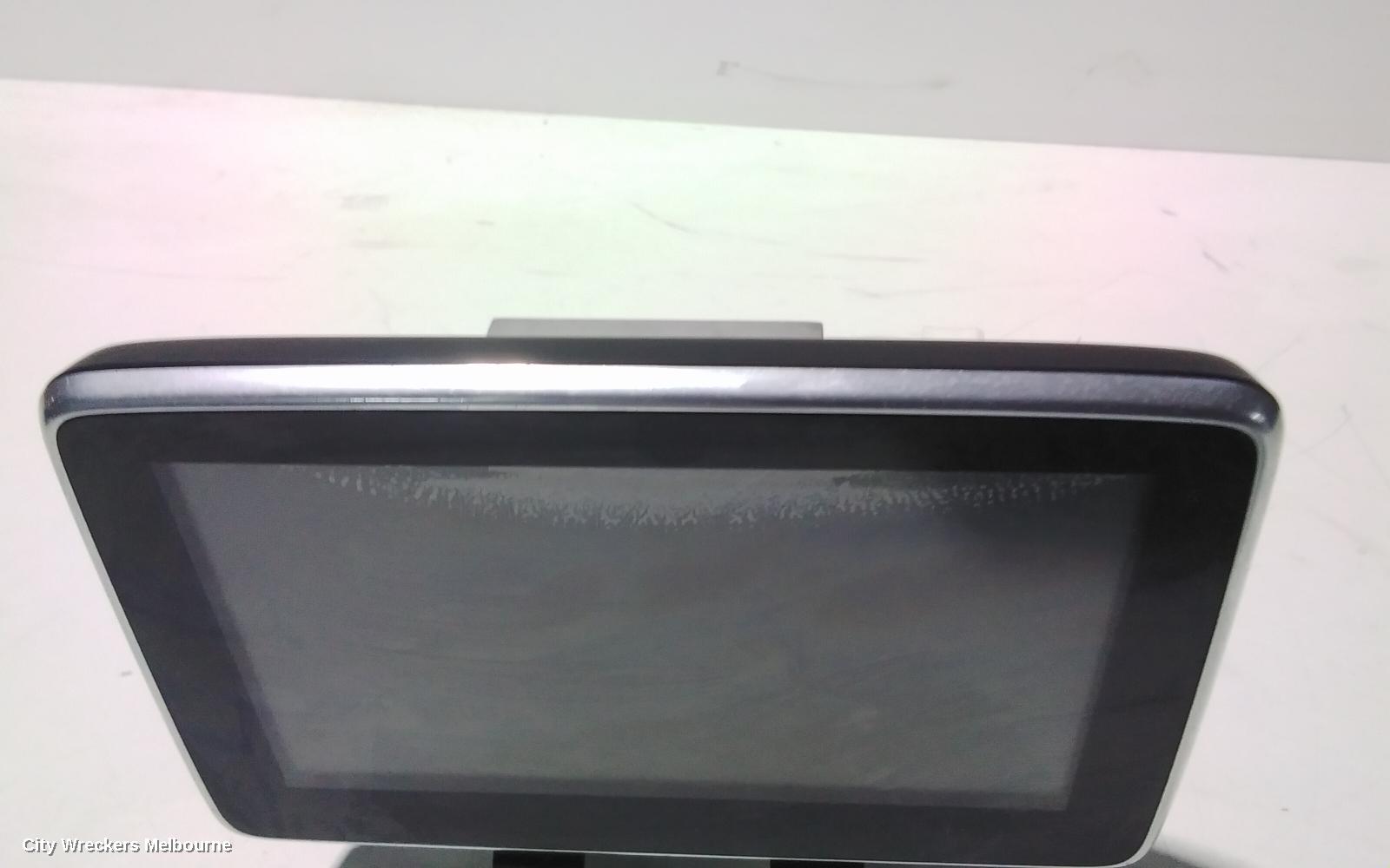 MAZDA CX3 RADIO/CD/DVD/SAT/TV, DISPLAY UNIT, 7IN TOUCHSCREEN, DK, 03/2015 - 02/2022
