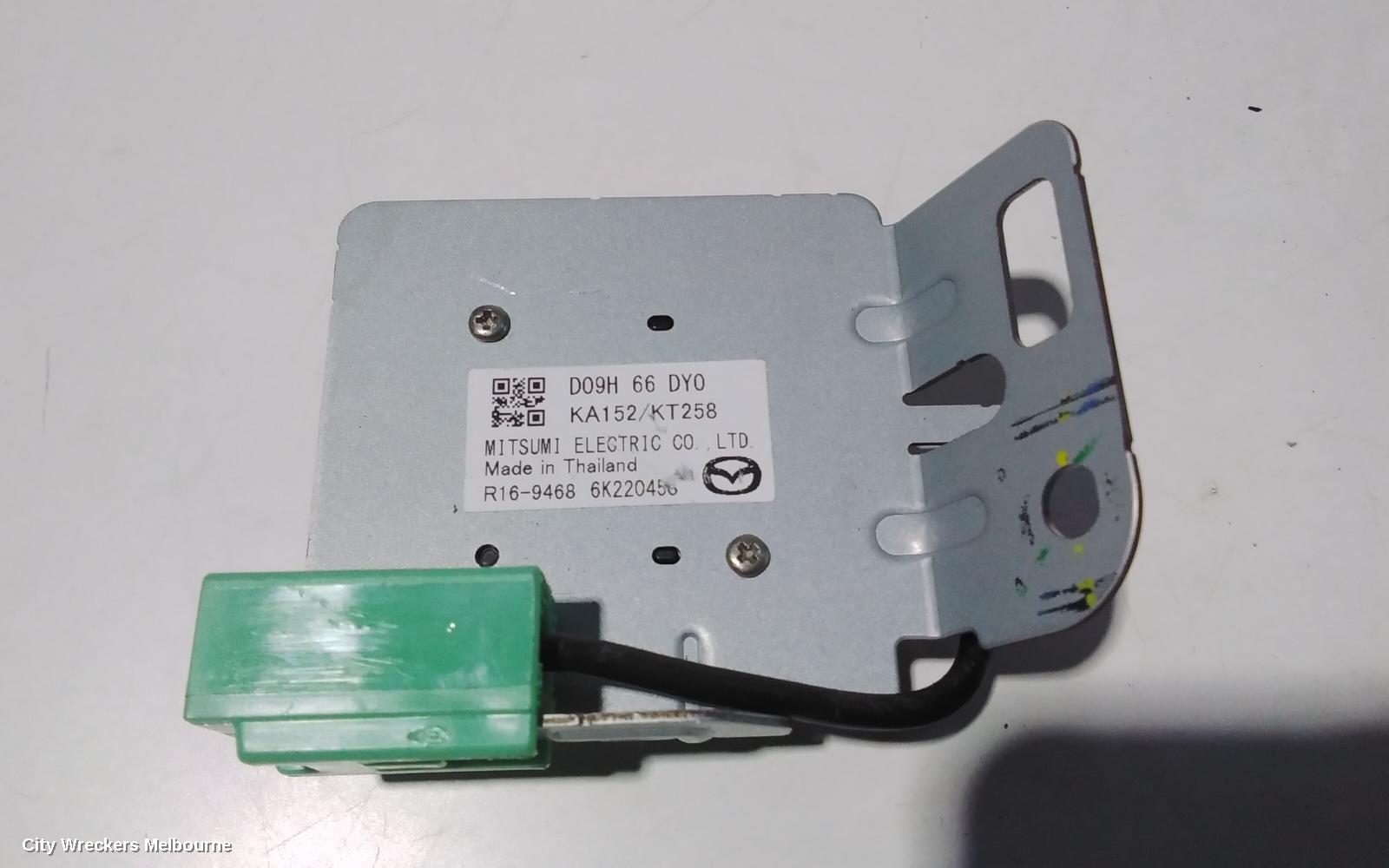 MAZDA CX3 RADIO/CD/DVD/SAT/TV, DISPLAY UNIT, 7IN TOUCHSCREEN, DK, 03/2015 - 02/2022