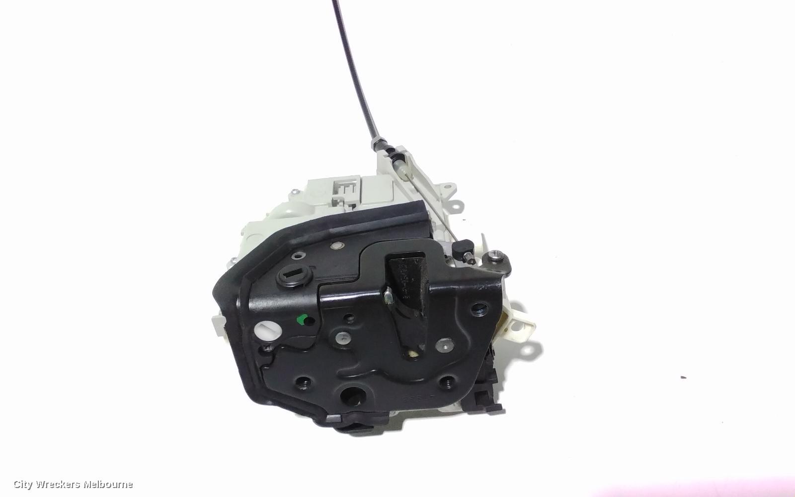 AUDI Q3 DOOR/BOOT/GATE LOCK, LEFT REAR DOOR LOCK, 8U, SINGLE ROW (6 PIN), P/N 8K0839015C, 03/2012 - 11/2014