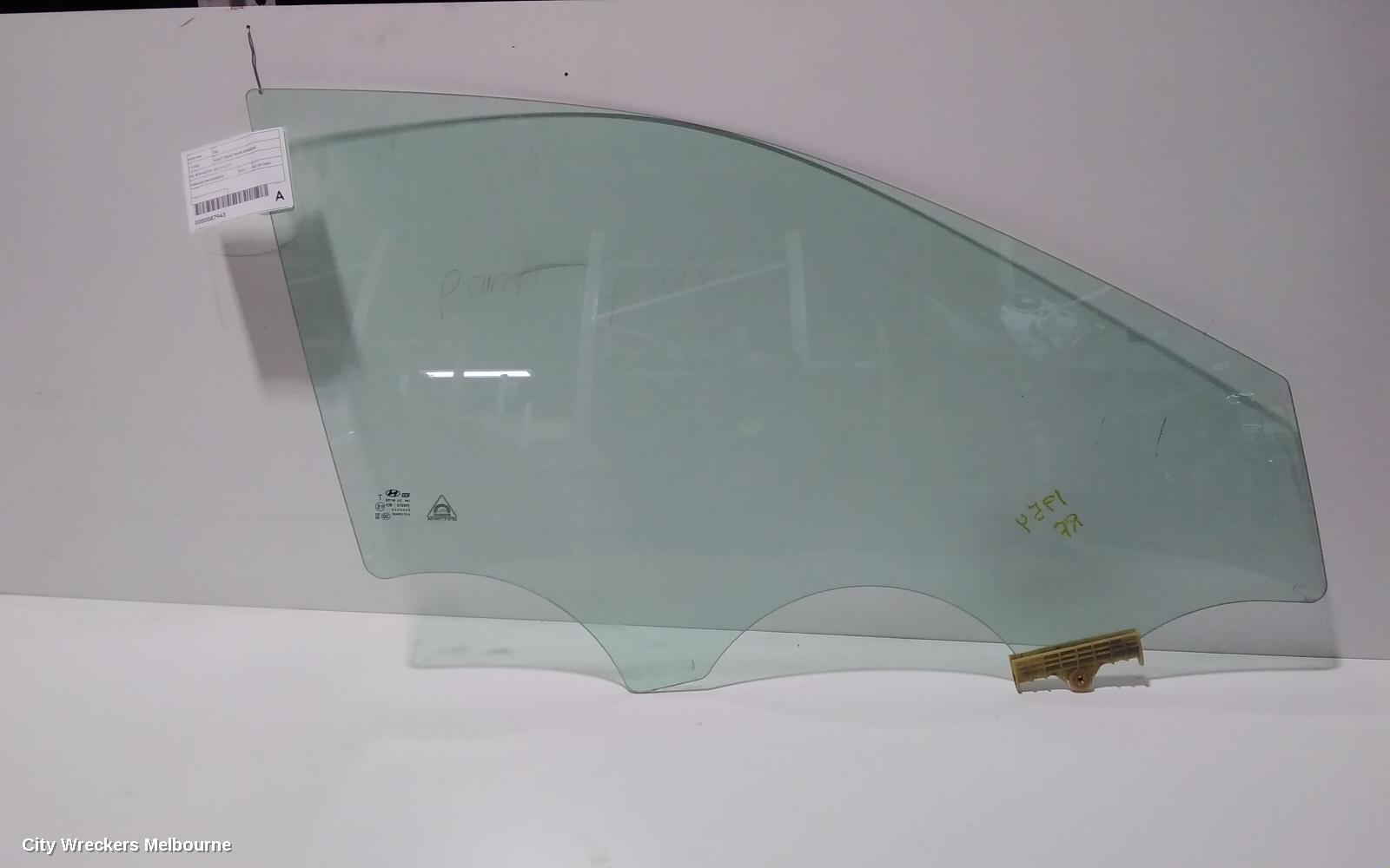 HYUNDAI I30 RIGHT FRONT DOOR WINDOW, PD, HATCH, 03/2017 ONWARDS