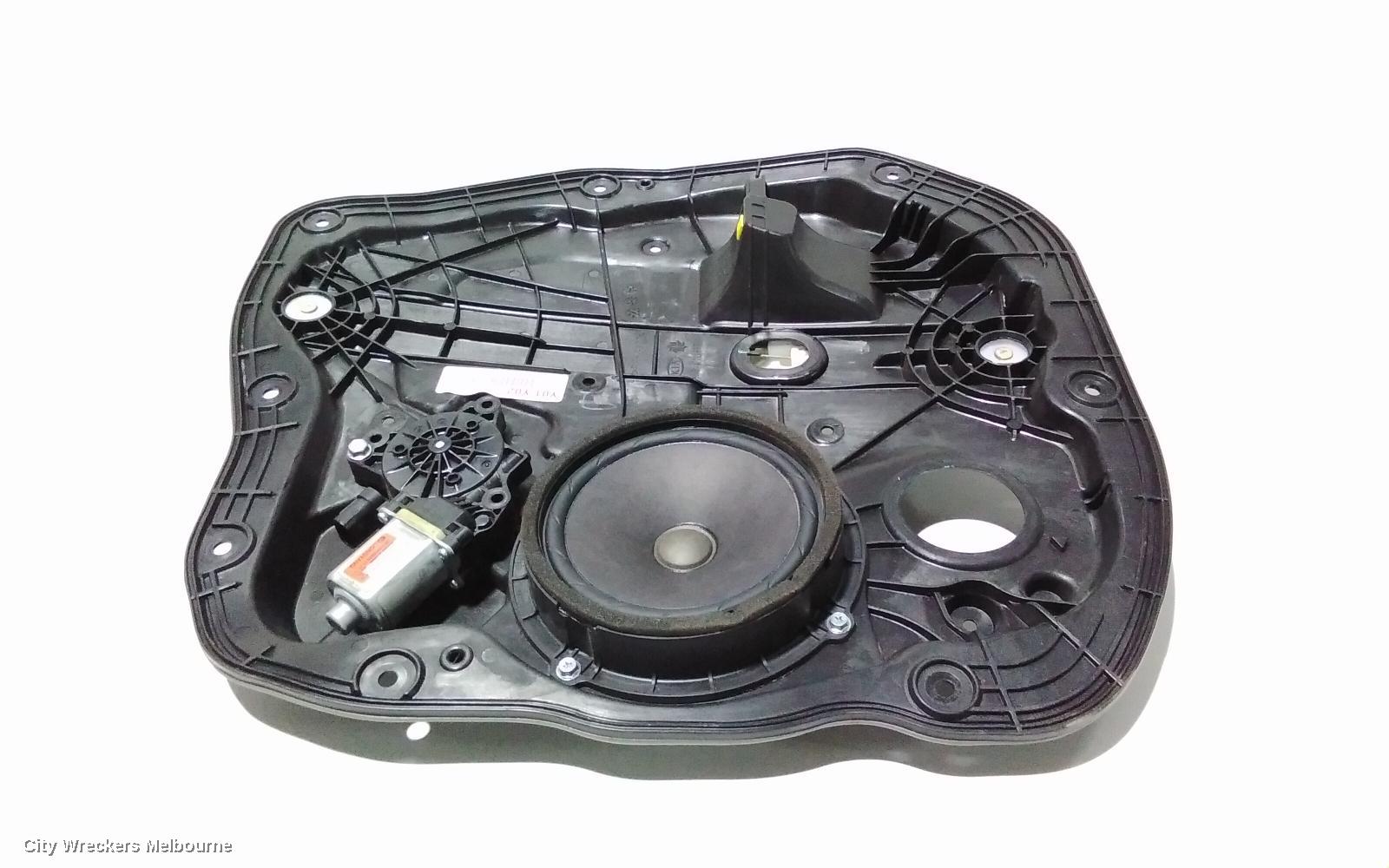 KIA CERATO RIGHT REAR WND REG/MOTOR, YD, SEDAN/HATCH, 04/2013 - 05/2018