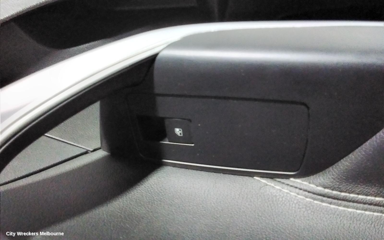 HOLDEN INSIGNIA DOOR TRIM, LH FRONT, GA, 06/2015 - 01/2017