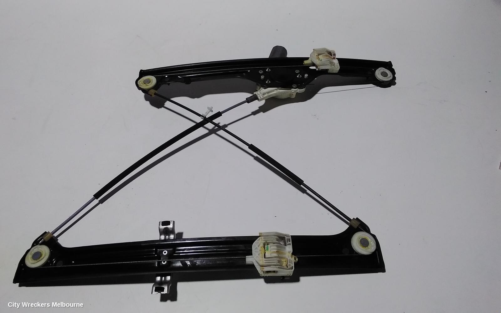 BMW X5 RIGHT FRONT WINDOW REG/MOTOR, E70, POWER, 03/2007 - 08/2013