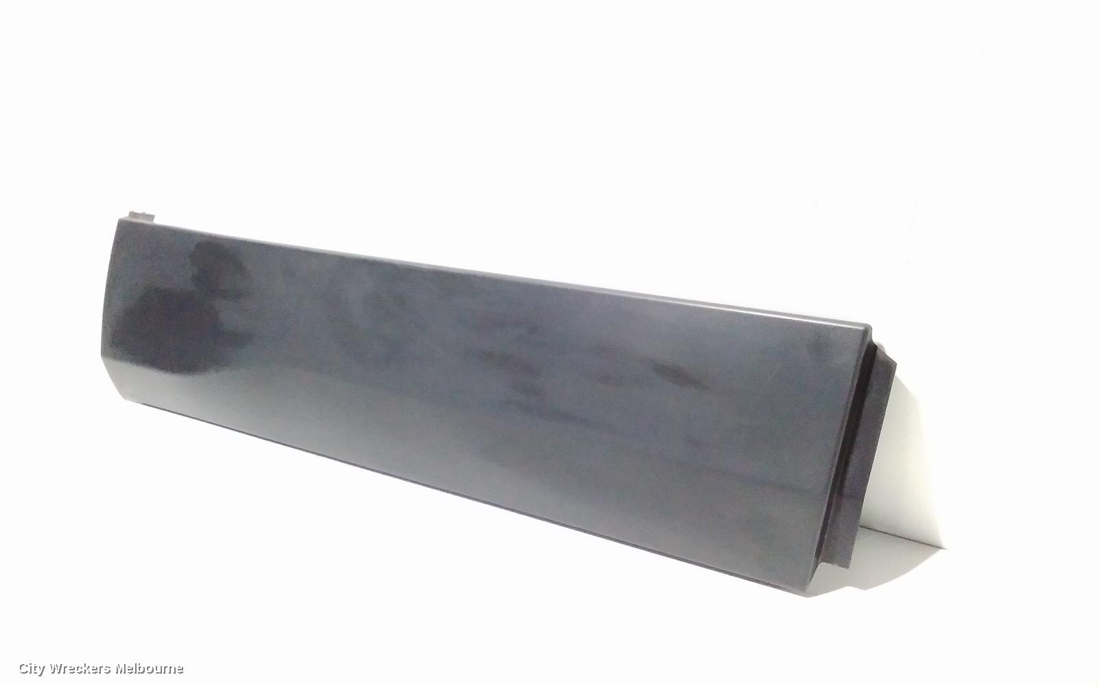 LAND ROVER DISCOVERY SPORT DOOR MOULD, RHR LOWER MOULD: 88117, L550, 01/2015 ONWARDS