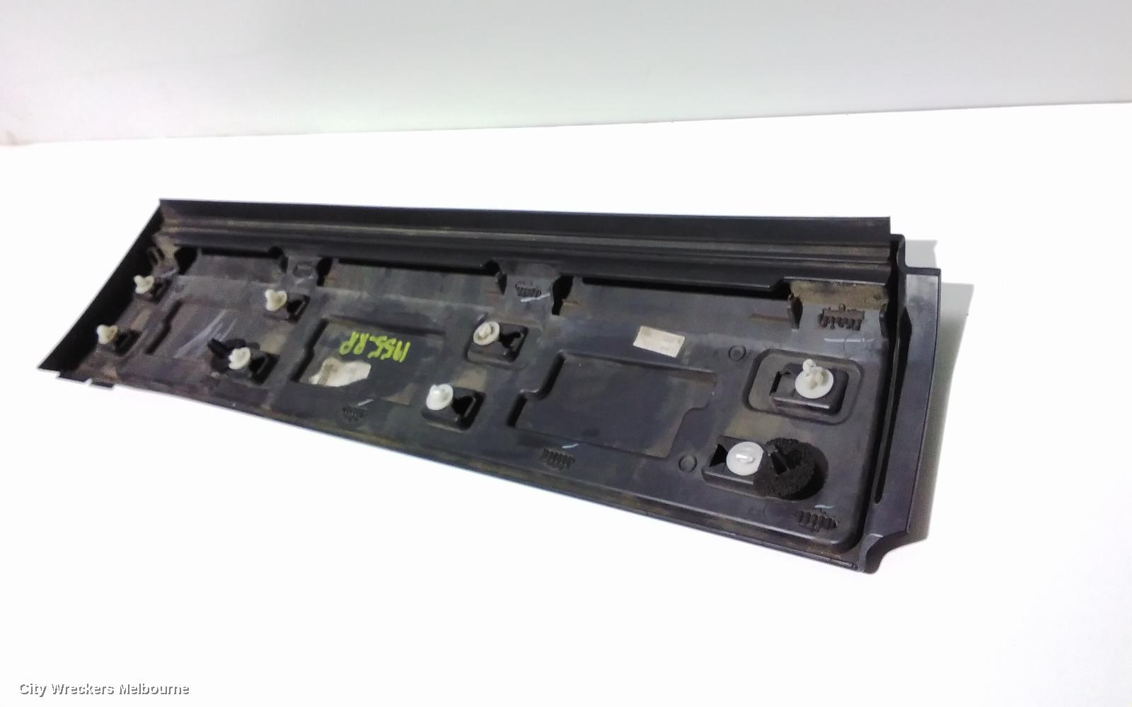 LAND ROVER DISCOVERY SPORT DOOR MOULD, RHR LOWER MOULD: 88117, L550, 01/2015 ONWARDS