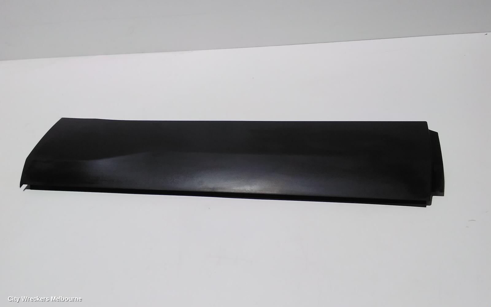 LAND ROVER DISCOVERY SPORT DOOR MOULD, RHR LOWER MOULD: 88117, L550, 01/2015 ONWARDS
