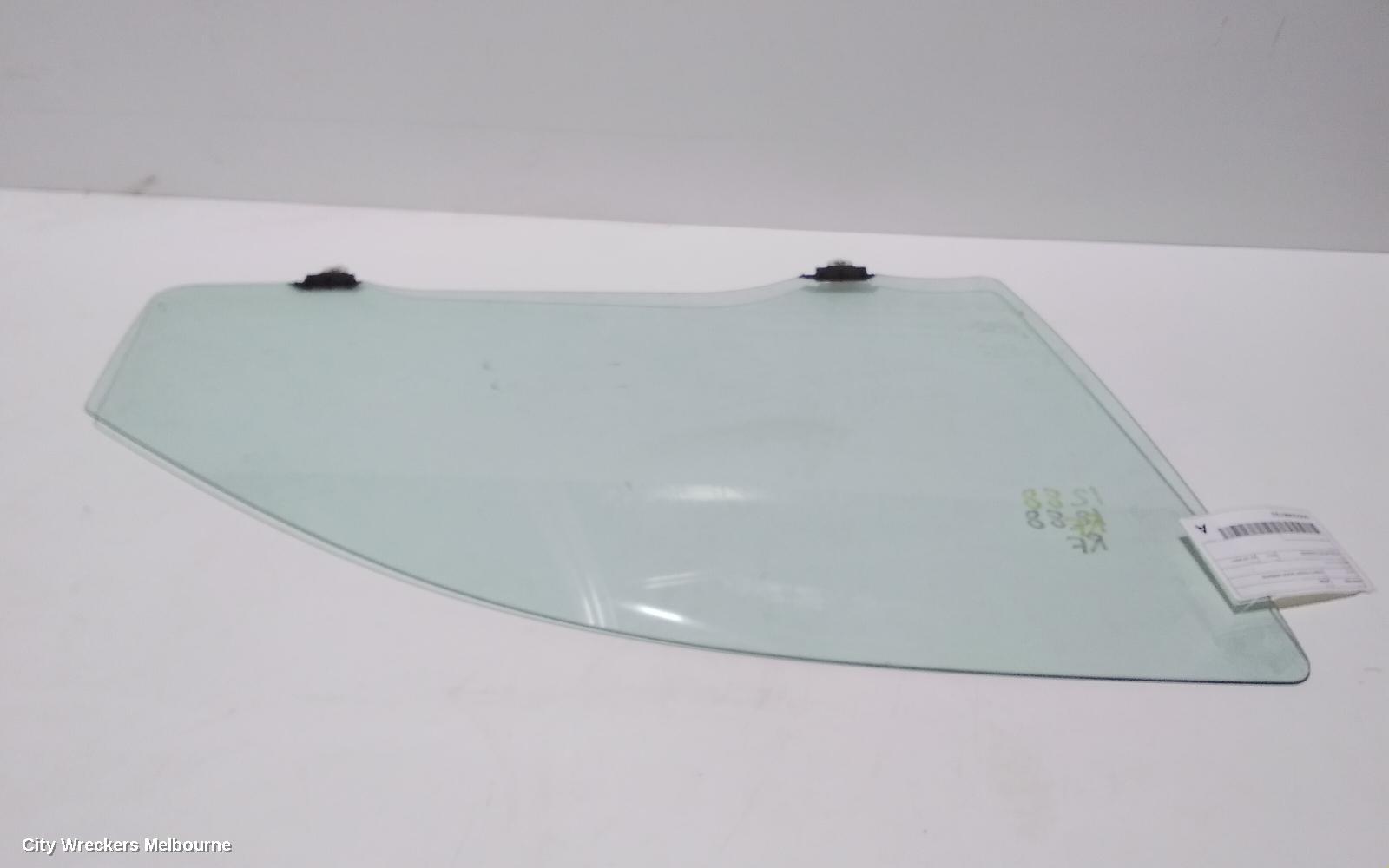 PEUGEOT 4008 RIGHT FRONT DOOR WINDOW, 05/2012 - 12/2017