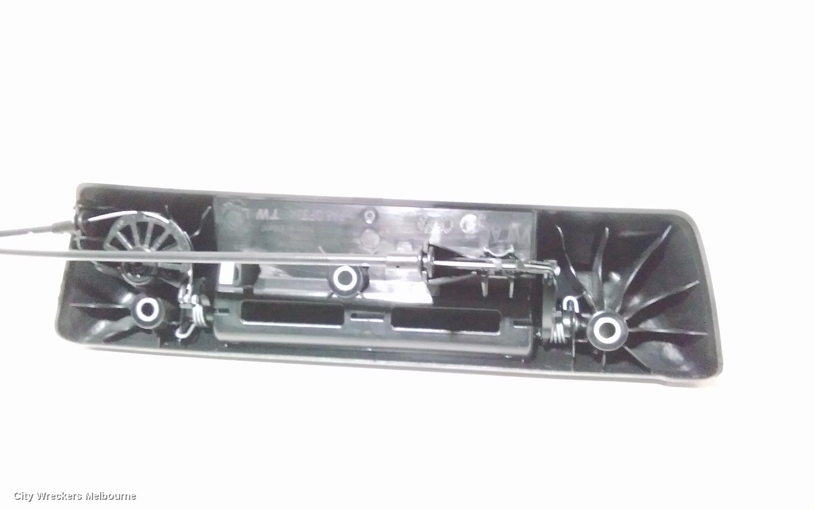 VOLKSWAGEN CRAFTER DOOR HANDLE, SY1, INNER, LH FRONT, 08/2017 ONWARDS