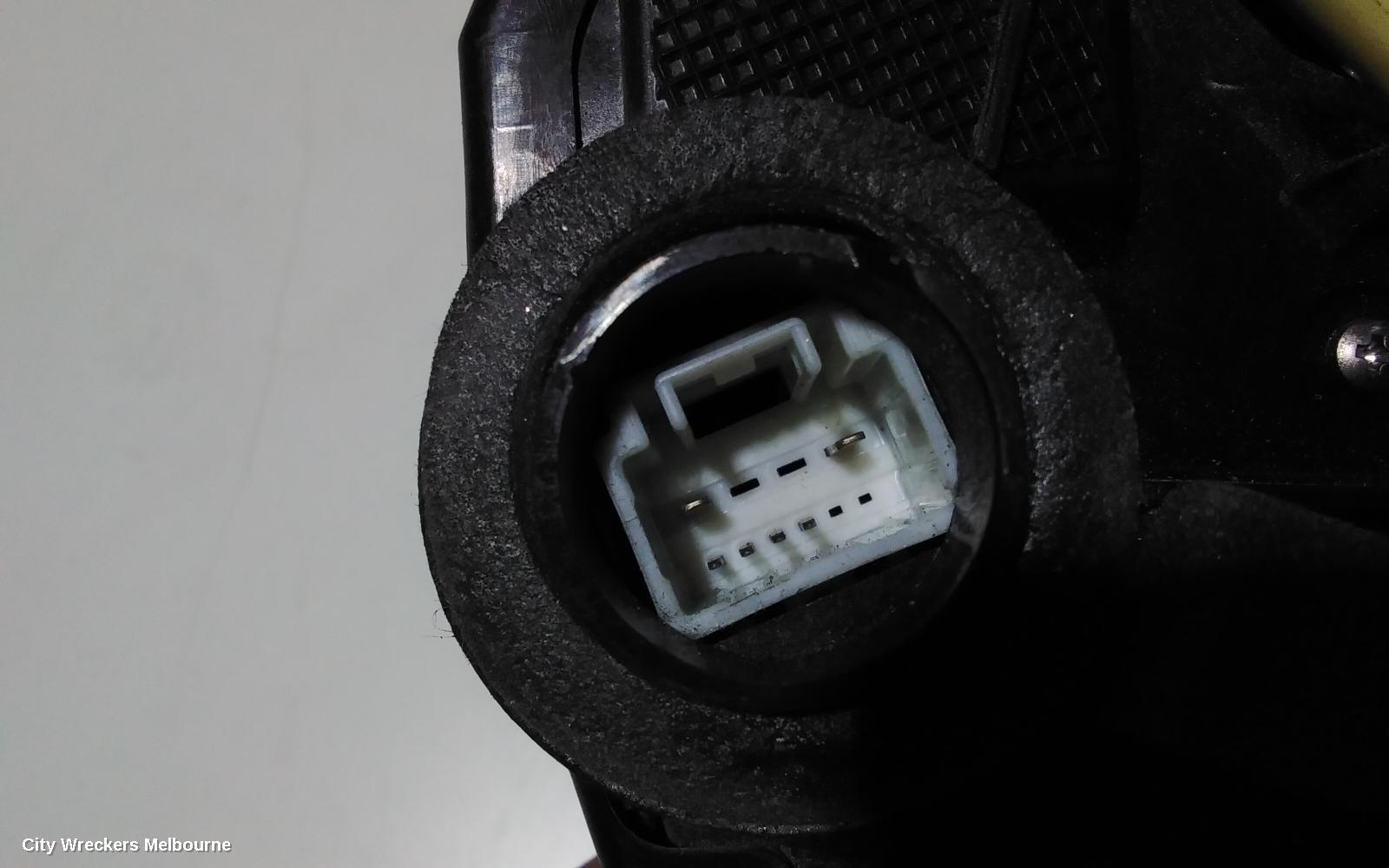 TOYOTA HIACE DOOR/BOOT/GATE LOCK, LEFT FRONT DOOR LOCK, TRH/KDH, 03/2005 - 04/2019