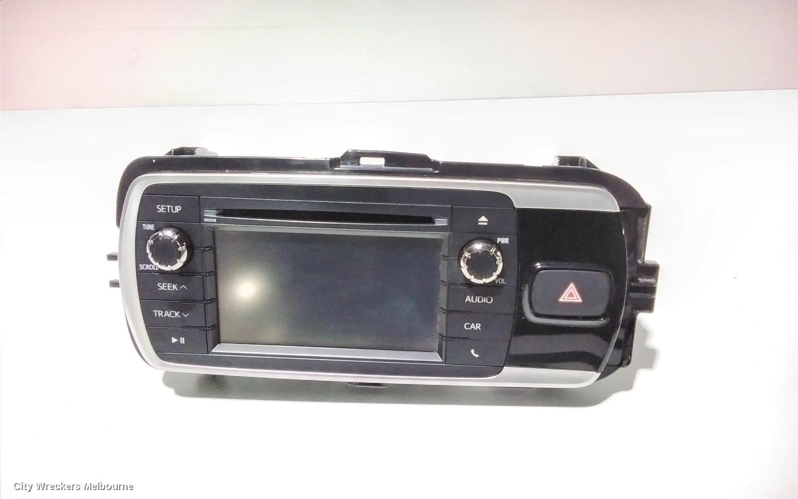 TOYOTA YARIS RADIO/CD/DVD/SAT/TV, SINGLE DISC CD PLAYER (P/N ON FACE 100338), NCP13#, 08/2011 - 12/2019